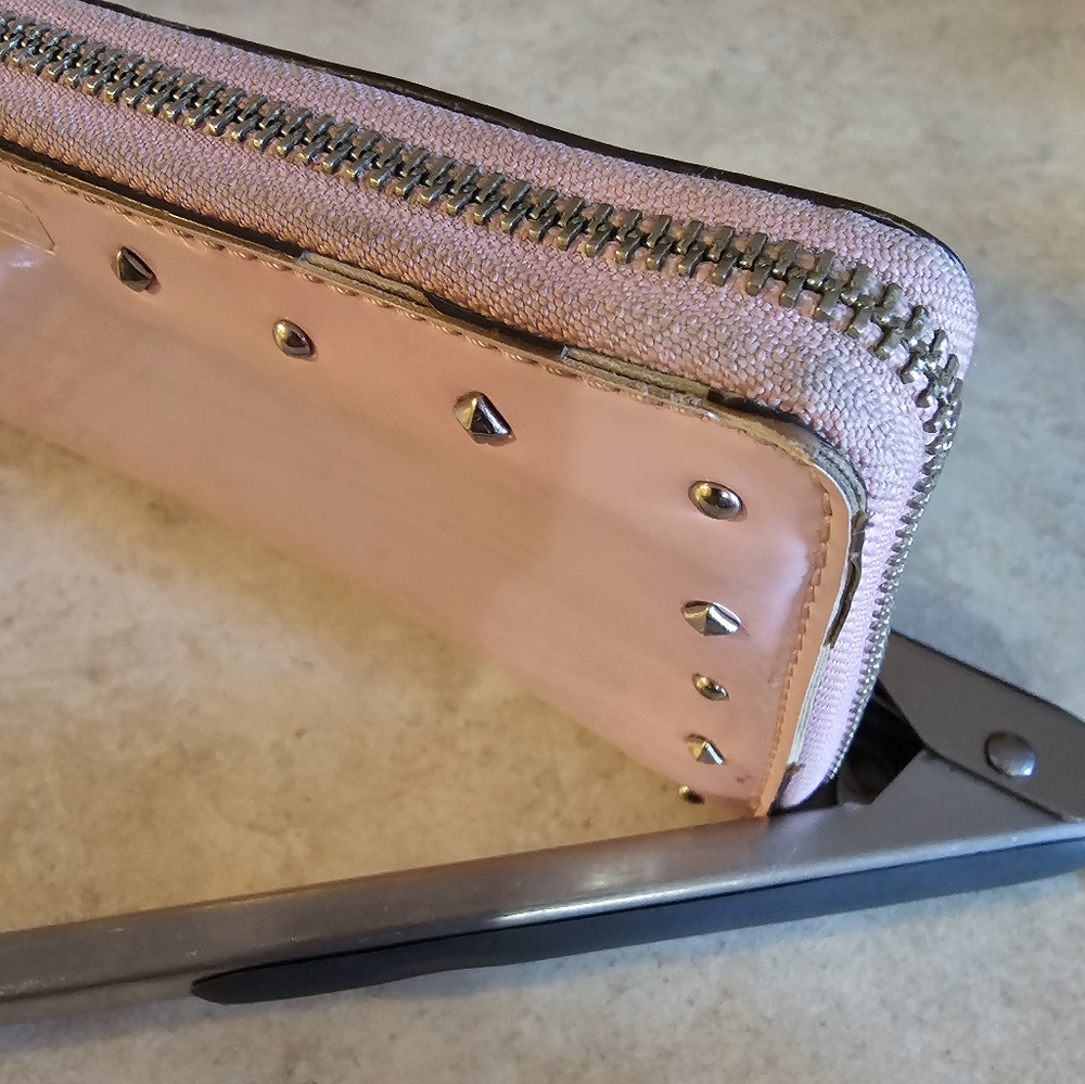 Coach Wallet - Picture 3 of 7